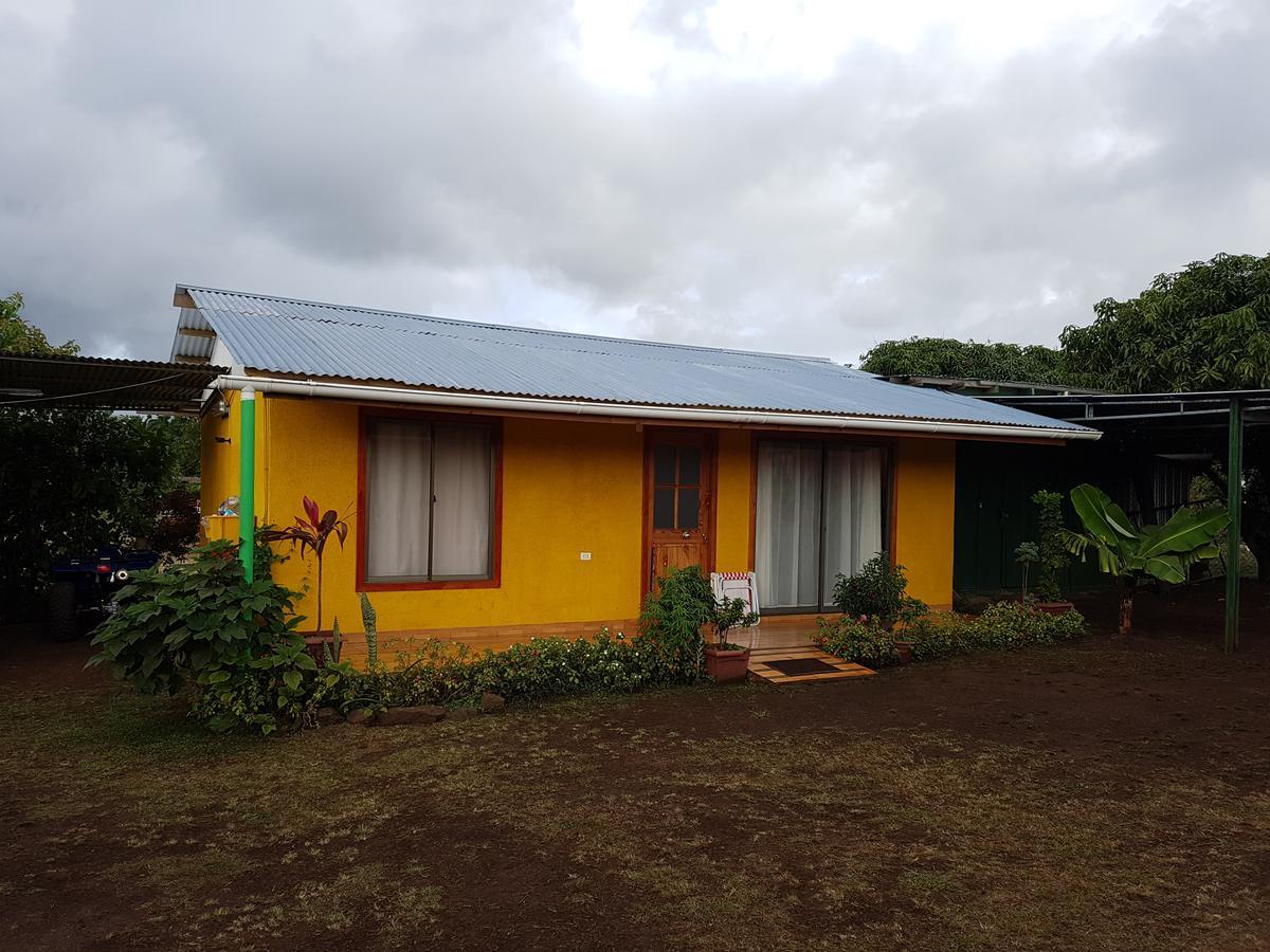 Cabana Tongariki Hanga Roa Exterior photo