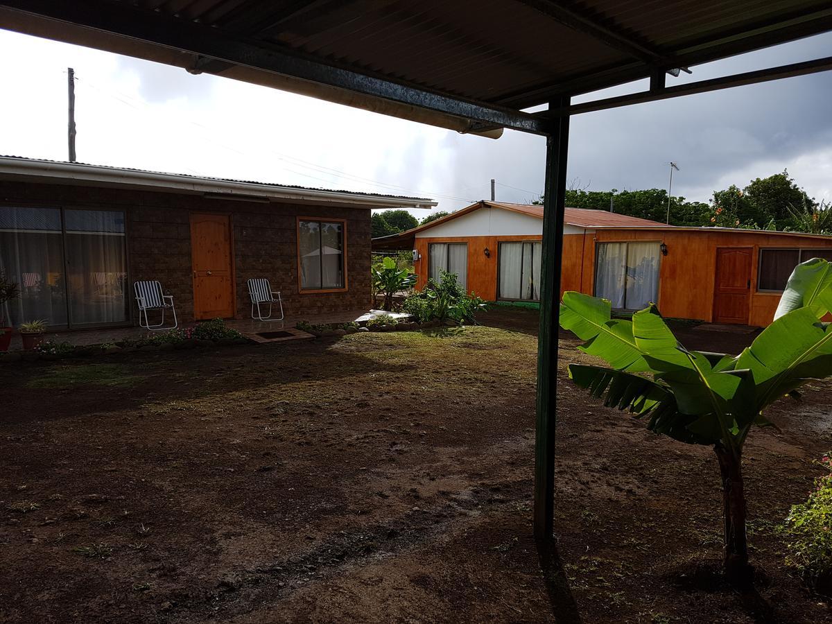 Cabana Tongariki Hanga Roa Exterior photo